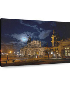 kathedrale sanctissimae trinitatis at night 1 3